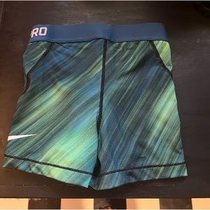 Xs nike pros